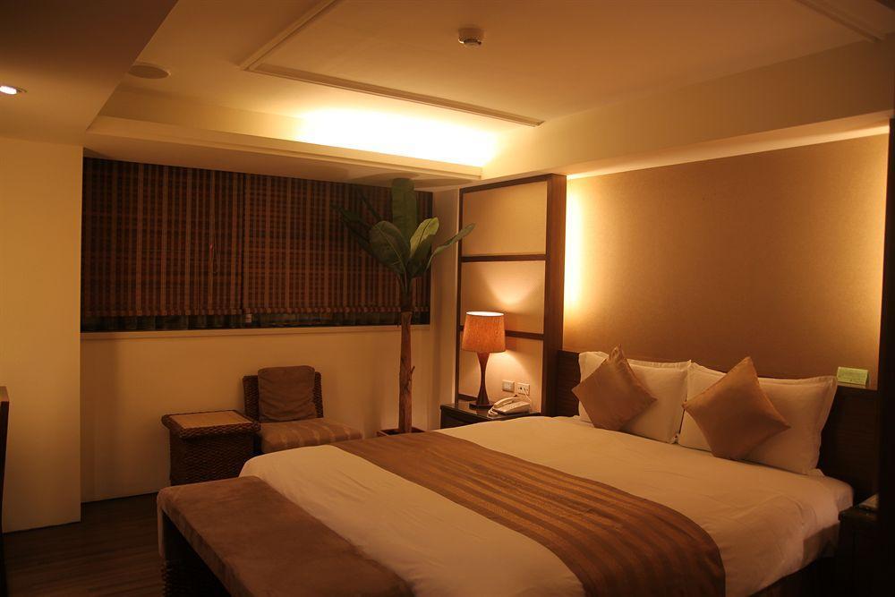 Shin Yuan Celeb Metro Hotel Hsinchu Esterno foto