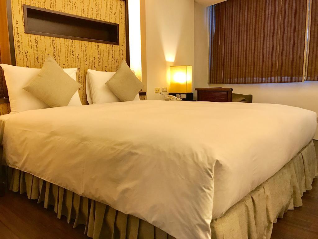 Shin Yuan Celeb Metro Hotel Hsinchu Esterno foto