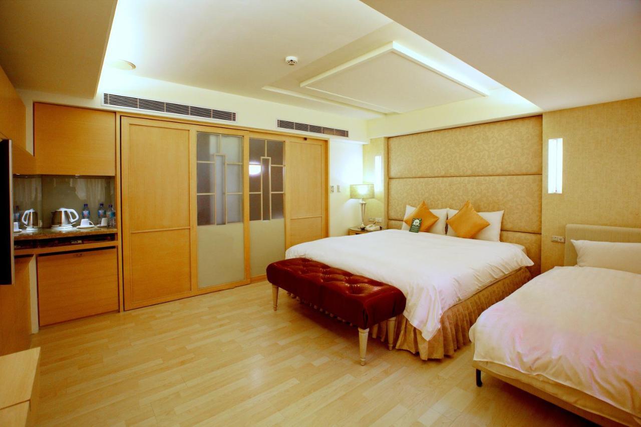 Shin Yuan Celeb Metro Hotel Hsinchu Esterno foto
